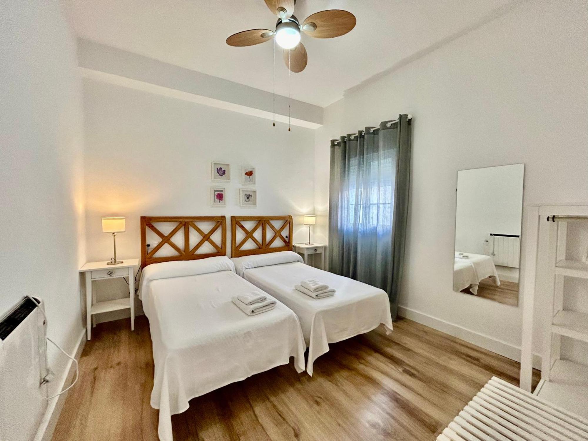 Acogedor Apt 6Pax 3Bdr 2Bth - Cozyhomesevilla5 Экстерьер фото